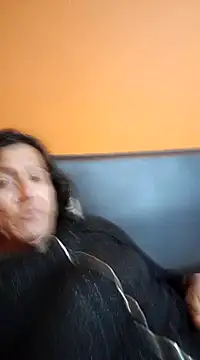 miicheele32 online show from 24, 1, 2025