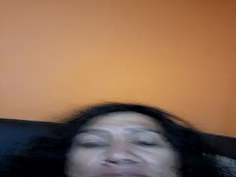 miicheele32 online show from 3, 12, 2025