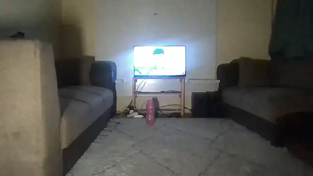 Snapshot of SmallGoodNutts chatting on 11, 9, 2025 SmallGoodNutts online show from 11, 9, 2025