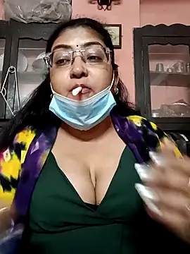LAVERNIYA  online show from 12, 1, 2025