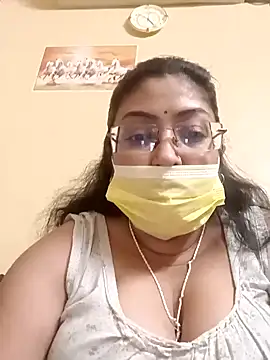 LAVERNIYA  online show from 17, 1, 2025