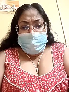 LAVERNIYA  online show from 9, 3, 2025