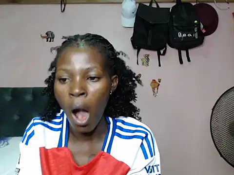 TrishaKalid online show from 4, 2, 2025