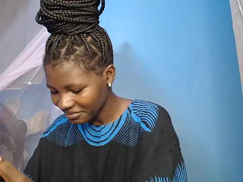 TrishaKalid online show from 12, 11, 2025