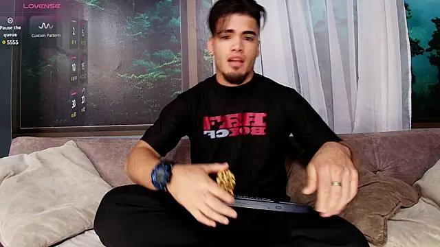 dante fox  online show from 17, 2, 2025