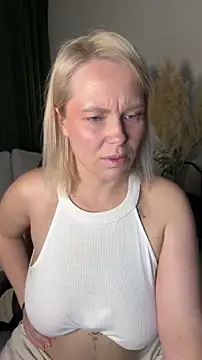 Charming Daphny online show from 16, 5, 2026