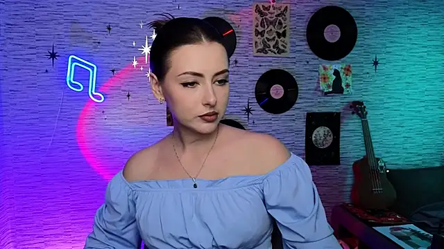 GloriaElmer online show from 5, 12, 2024