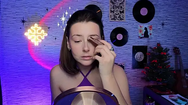 GloriaElmer online show from 13, 12, 2024