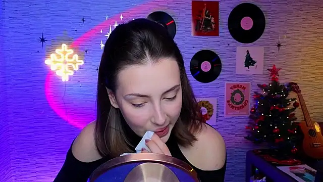GloriaElmer online show from 23, 12, 2024