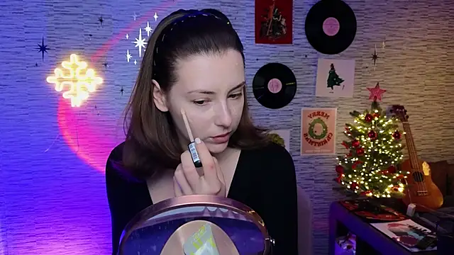 GloriaElmer online show from 17, 1, 2025