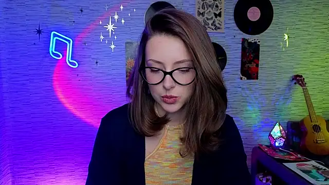 GloriaElmer online show from 6, 2, 2025