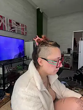 Hawitxui online show from 15, 12, 2025