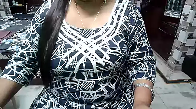 kiranpreet85 online show from 30, 1, 2025