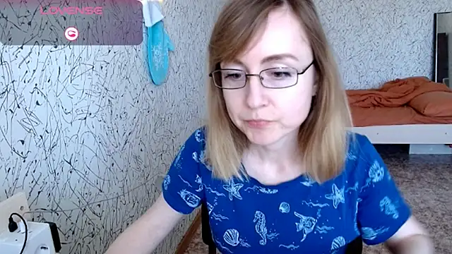 Athena Richards online show from 4, 5, 2026