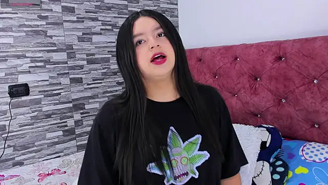 Snapshot of skyhotgirll chatting on 11, 2, 2025 skyhotgirll online show from 11, 2, 2025