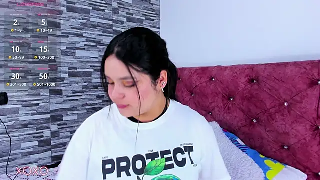 Snapshot of skyhotgirll chatting on 26, 2, 2025 skyhotgirll online show from 26, 2, 2025