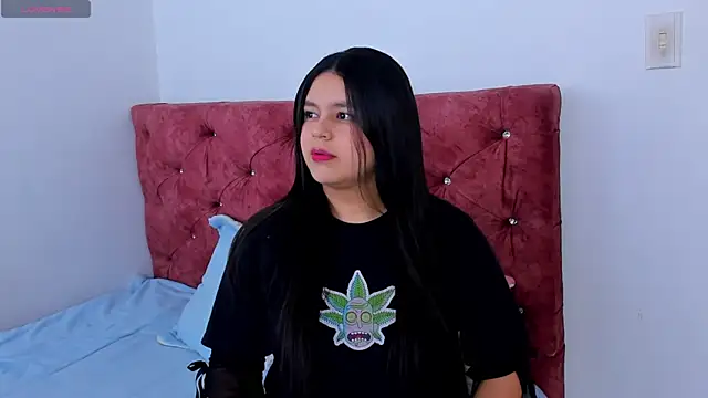 skyhotgirll online show from 13, 5, 2026