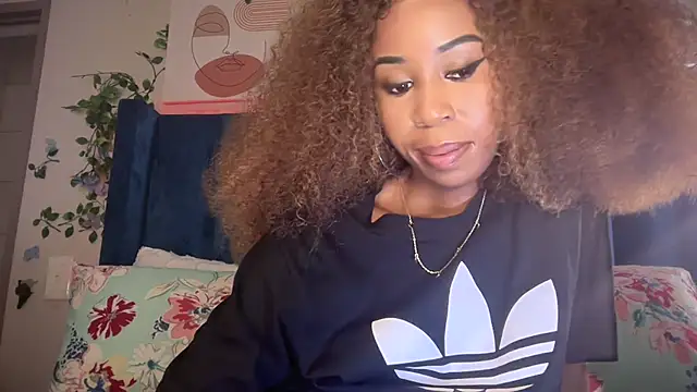 Snapshot of Dime-__ chatting on 5, 3, 2025 Dime- online show from 5, 3, 2025
