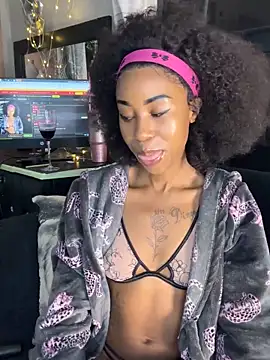 Snapshot of Dime-__ chatting on 15, 10, 2025 Dime-   online show from 15, 10, 2025