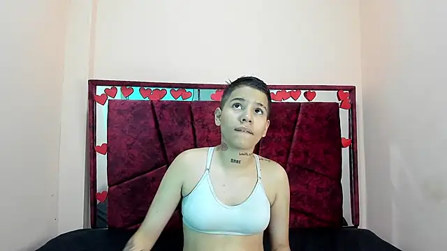 Snapshot of cami_hots chatting on 18, 3, 2025 cami hots online show from 18, 3, 2025