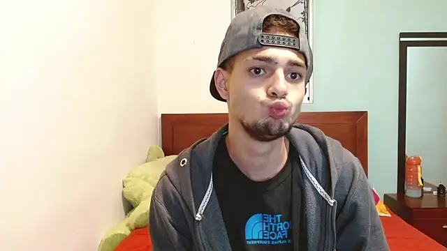 Snapshot of Jeffstyle18 chatting on 4, 10, 2025 Jeffstyle18 online show from 4, 10, 2025