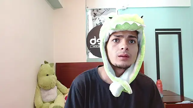 Snapshot of Jeffstyle18 chatting on 5, 10, 2025 Jeffstyle18 online show from 5, 10, 2025