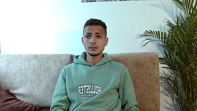 Snapshot of Jeffstyle18 chatting on 13, 10, 2025 Jeffstyle18 online show from 13, 10, 2025