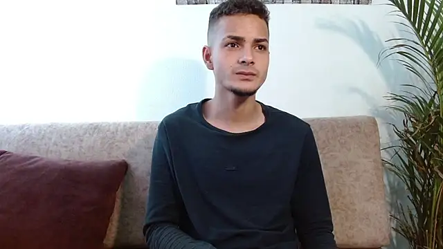 Snapshot of Jeffstyle18 chatting on 27, 10, 2025 Jeffstyle18 online show from 27, 10, 2025