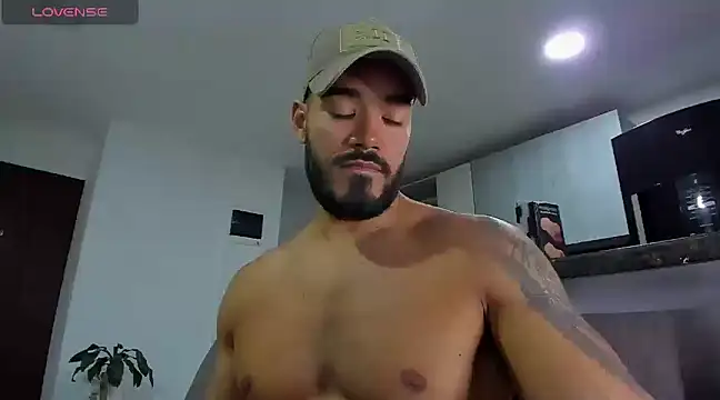 Alexander Martines online show from 2, 2, 2025