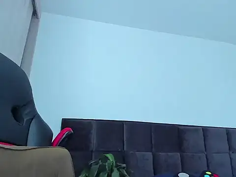 Snapshot of Alexander_Martines chatting on 11, 4, 2026 Alexander Martines online show from 11, 4, 2026