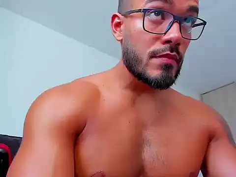 Snapshot of Alexander_Martines chatting on 17, 4, 2026 Alexander Martines online show from 17, 4, 2026