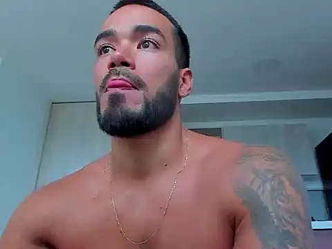 Snapshot of Alexander_Martines chatting on 24, 4, 2026 Alexander Martines online show from 24, 4, 2026