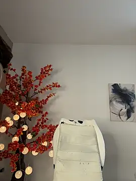 VictoriaHiill online show from 20, 5, 2026