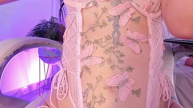 Mariapettit online show from 14, 3, 2025