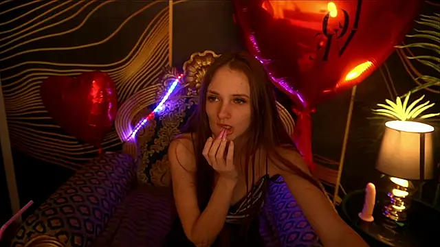 Snapshot of PamelaXX_ chatting on 19, 2, 2025 PamelaXX  online show from 19, 2, 2025