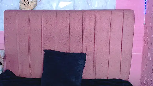 mildre303av online show from 22, 10, 2025