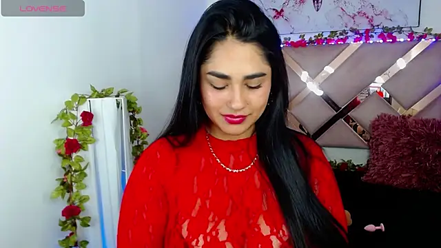 Snapshot of Charlotte_cute18 chatting on 25, 2, 2025 Charlotte cute18 online show from 25, 2, 2025