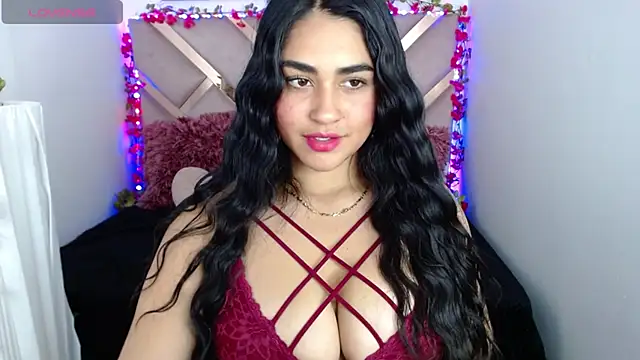 Snapshot of Charlotte_cute18 chatting on 6, 3, 2025 Charlotte cute18 online show from 6, 3, 2025