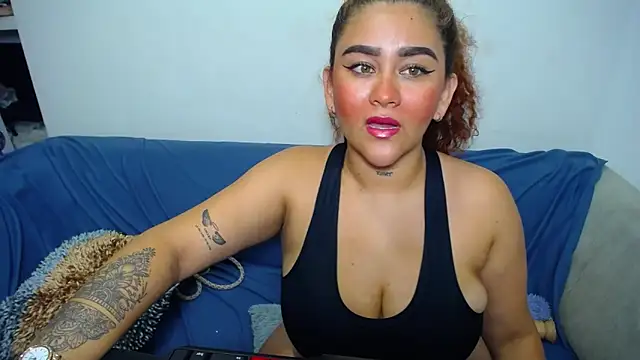loly bigbooty4u online show from 8, 2, 2025