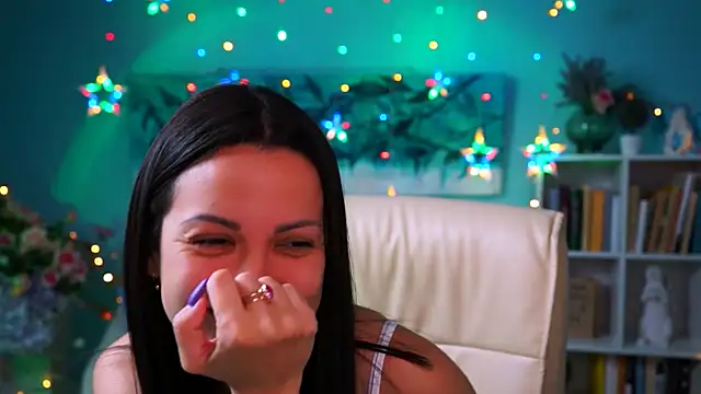 Snapshot of KarolinaRobinson chatting on 14, 12, 2024 KarolinaRobinson online show from 14, 12, 2024