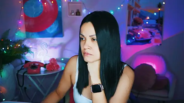 Snapshot of KarolinaRobinson chatting on 17, 12, 2024 KarolinaRobinson online show from 17, 12, 2024