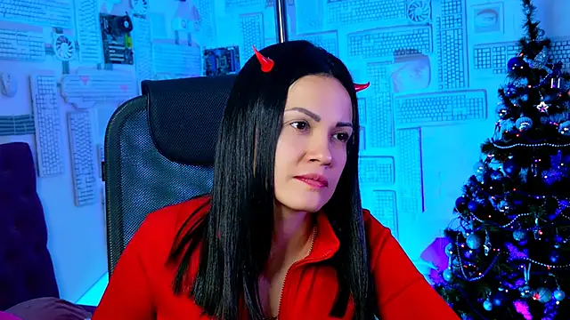 Snapshot of KarolinaRobinson chatting on 24, 12, 2024 KarolinaRobinson online show from 24, 12, 2024