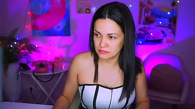 Snapshot of KarolinaRobinson chatting on 26, 12, 2024 KarolinaRobinson online show from 26, 12, 2024