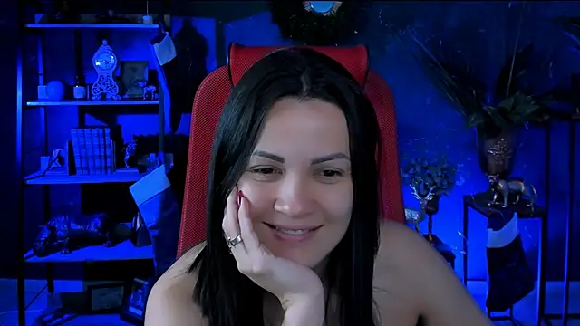 Snapshot of KarolinaRobinson chatting on 27, 12, 2024 KarolinaRobinson online show from 27, 12, 2024