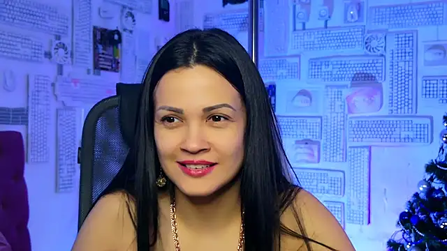 Snapshot of KarolinaRobinson chatting on 30, 12, 2024 KarolinaRobinson online show from 30, 12, 2024