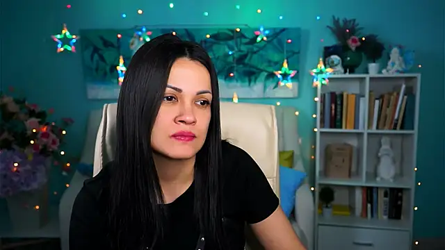 Snapshot of KarolinaRobinson chatting on 23, 1, 2025 KarolinaRobinson online show from 23, 1, 2025