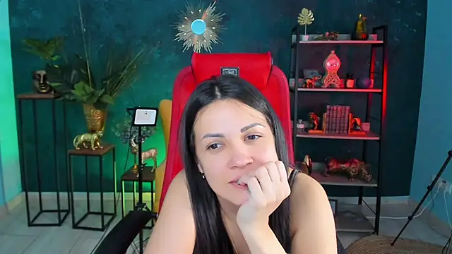 Snapshot of KarolinaRobinson chatting on 27, 1, 2025 KarolinaRobinson online show from 27, 1, 2025