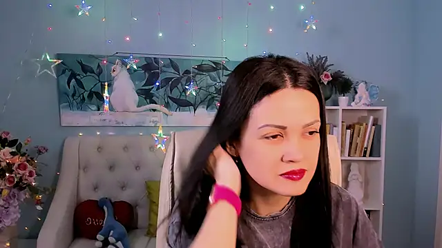 Snapshot of KarolinaRobinson chatting on 5, 2, 2025 KarolinaRobinson online show from 5, 2, 2025