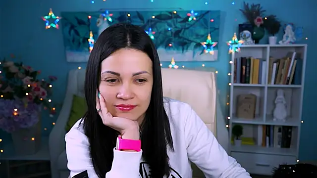 Snapshot of KarolinaRobinson chatting on 7, 2, 2025 KarolinaRobinson online show from 7, 2, 2025