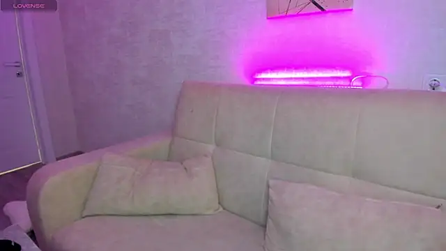 Stacey Brown online show from 11, 12, 2024